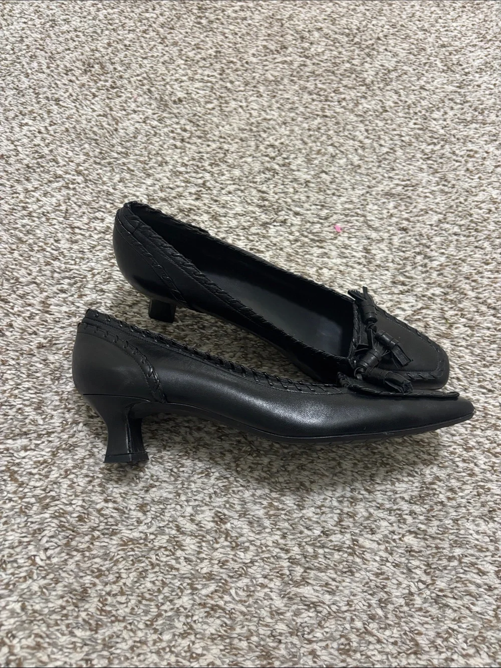 Stuart Weitzman excellent